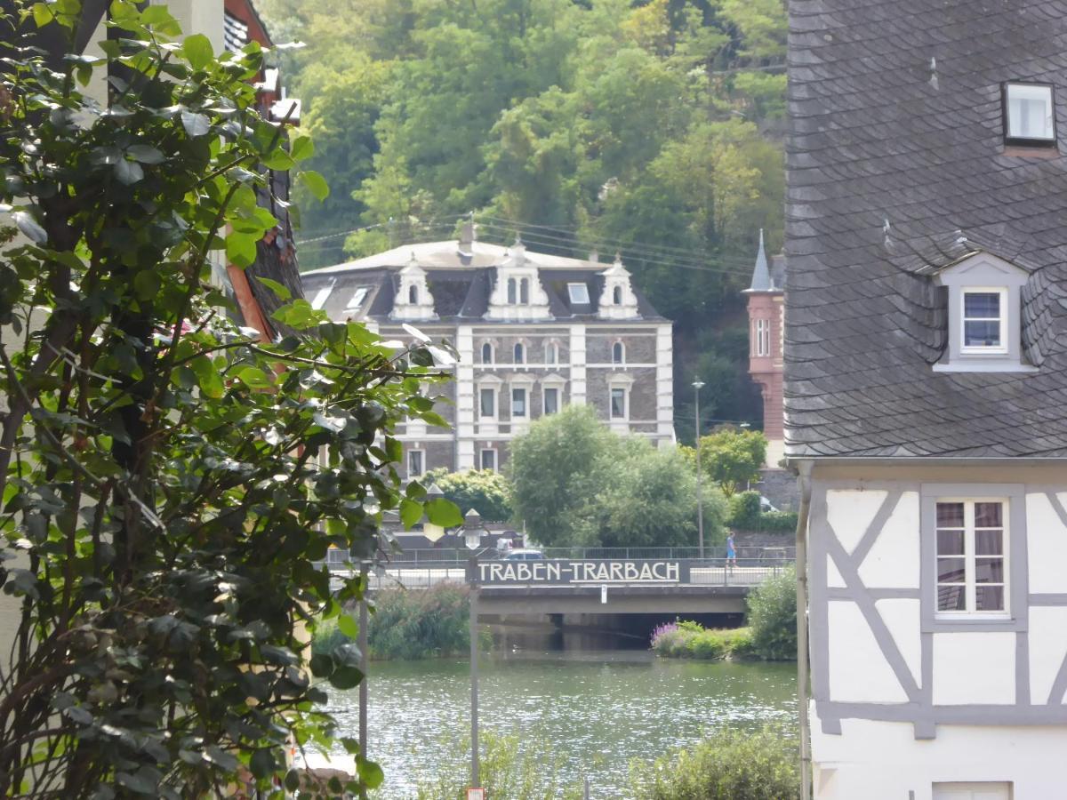 Neu Mont Royal Suiten 2 Bis 4 Personen Traben-Trarbach Eksteriør bilde